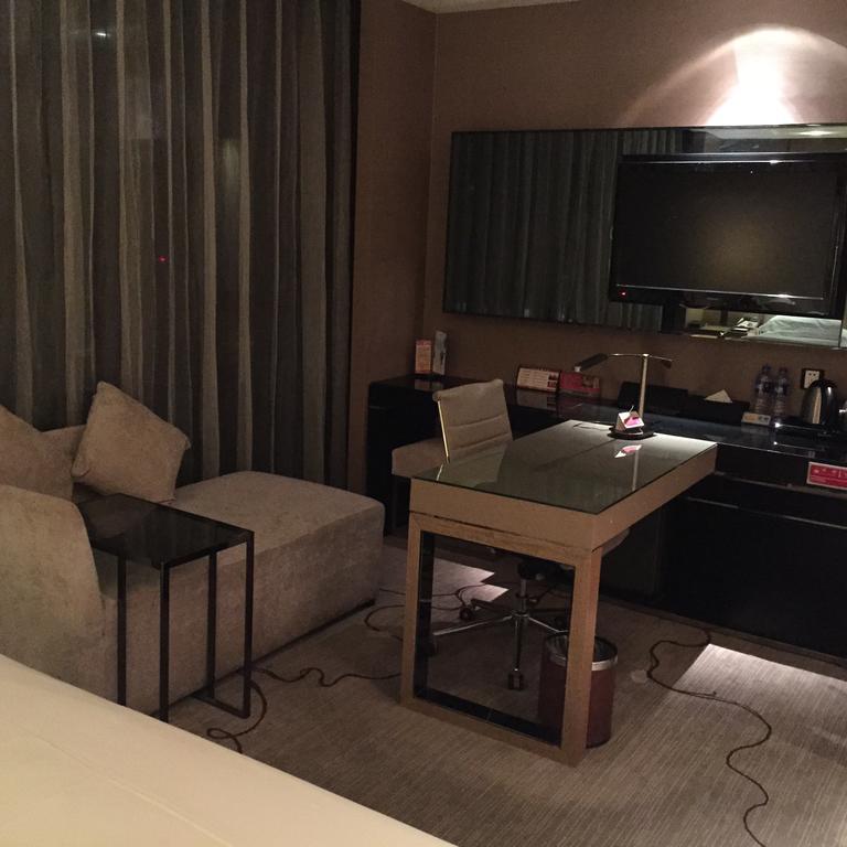 Hotel Ramada By Wyndham Xian Bell Tower Extérieur photo