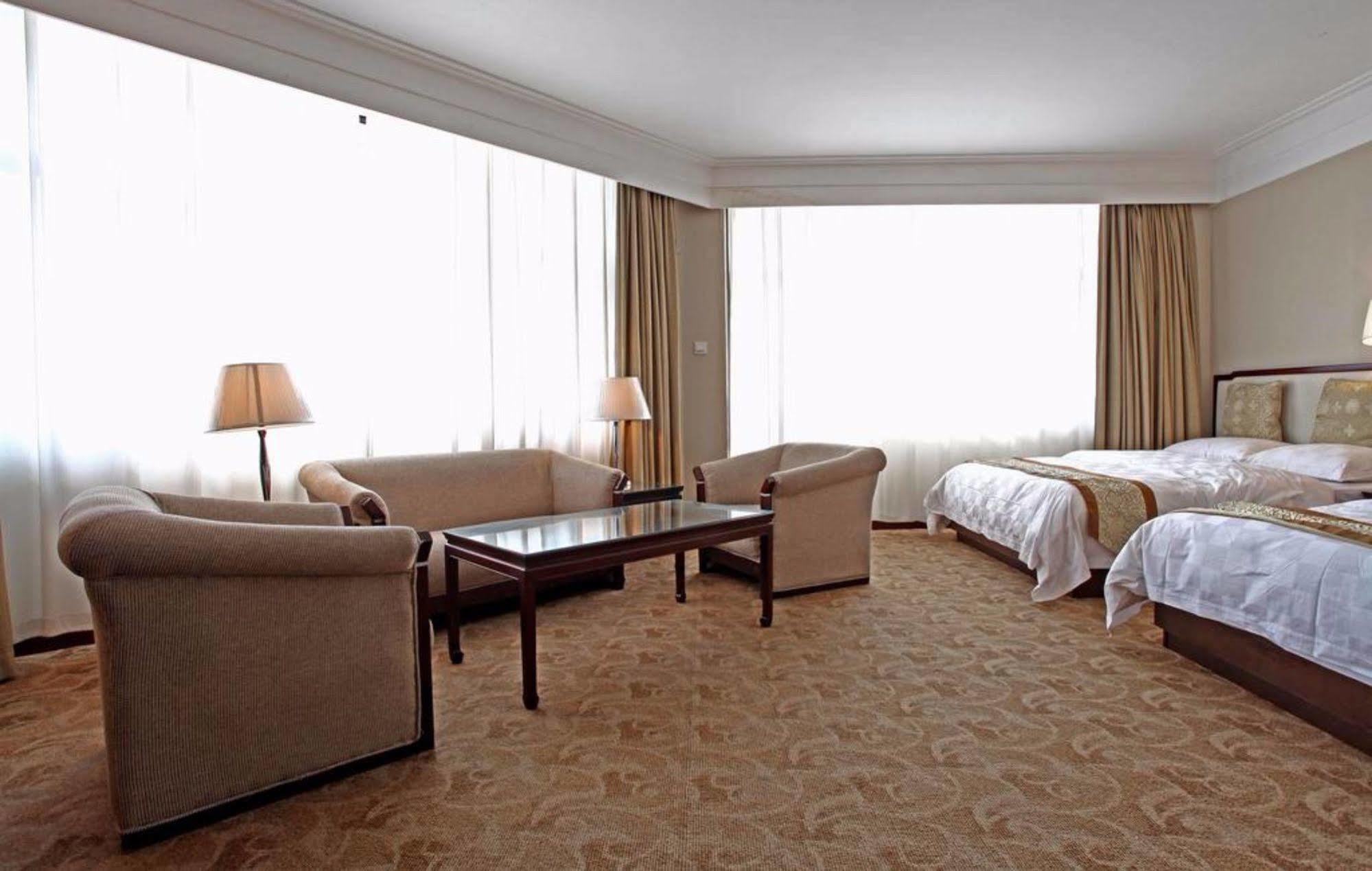 Hotel Ramada By Wyndham Xian Bell Tower Extérieur photo